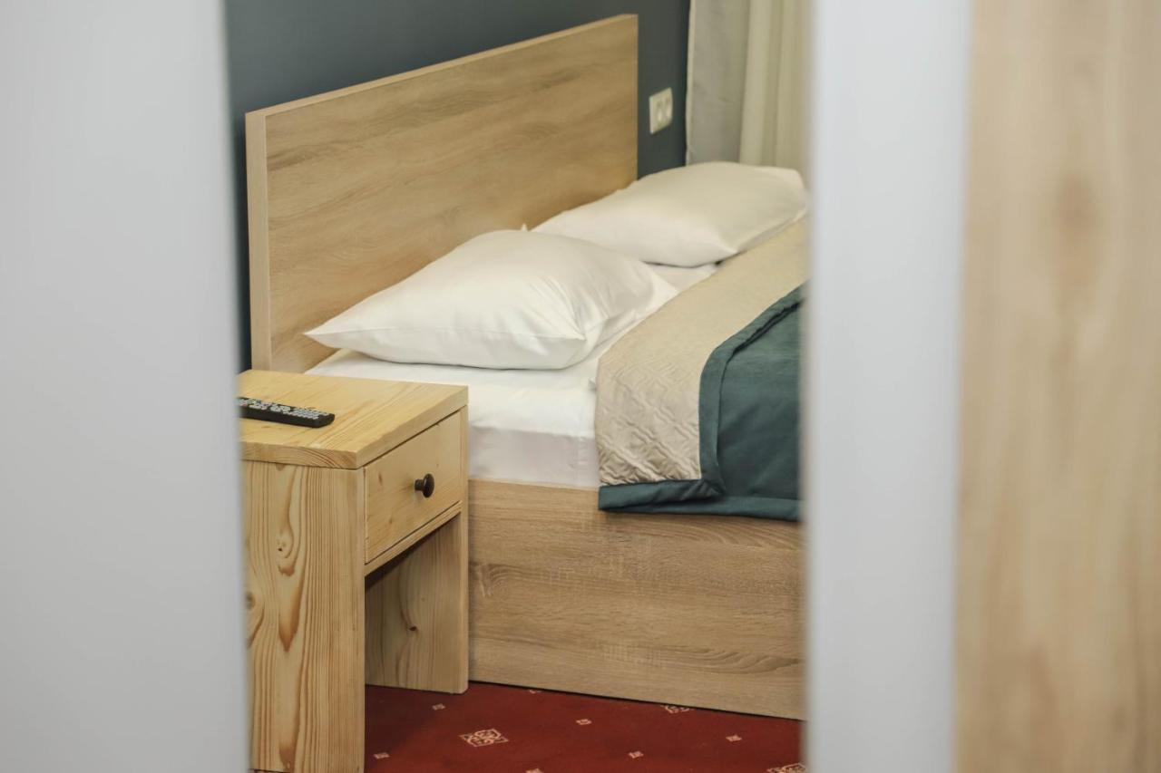גיומרי Araks Hotel Complex מראה חיצוני תמונה