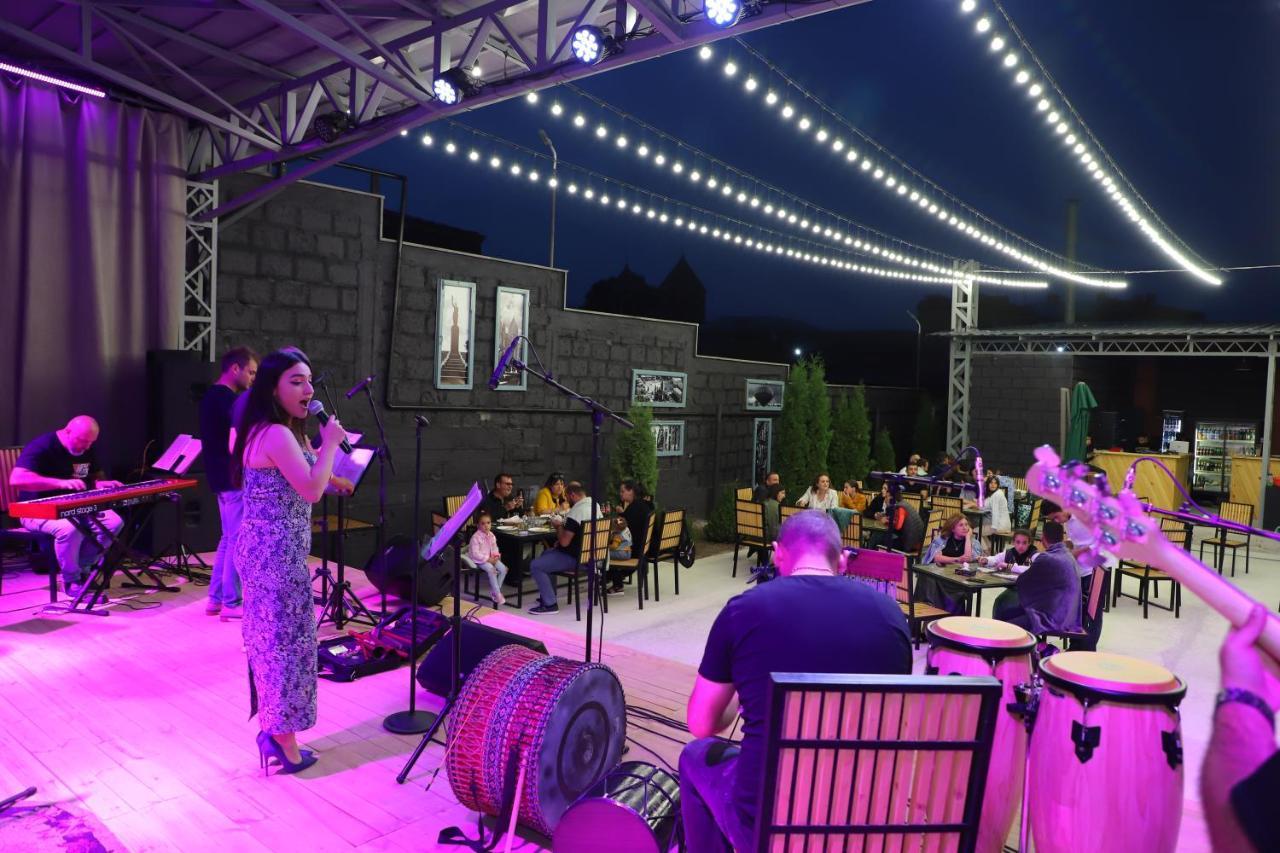 גיומרי Araks Hotel Complex מראה חיצוני תמונה